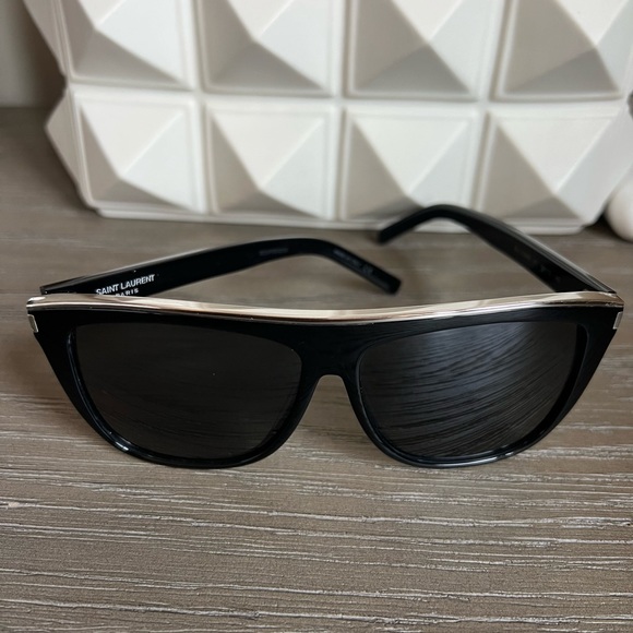 Accessories - Saint Laurent Flat Top D-Frame Sunglasses Women’s Black Preowned